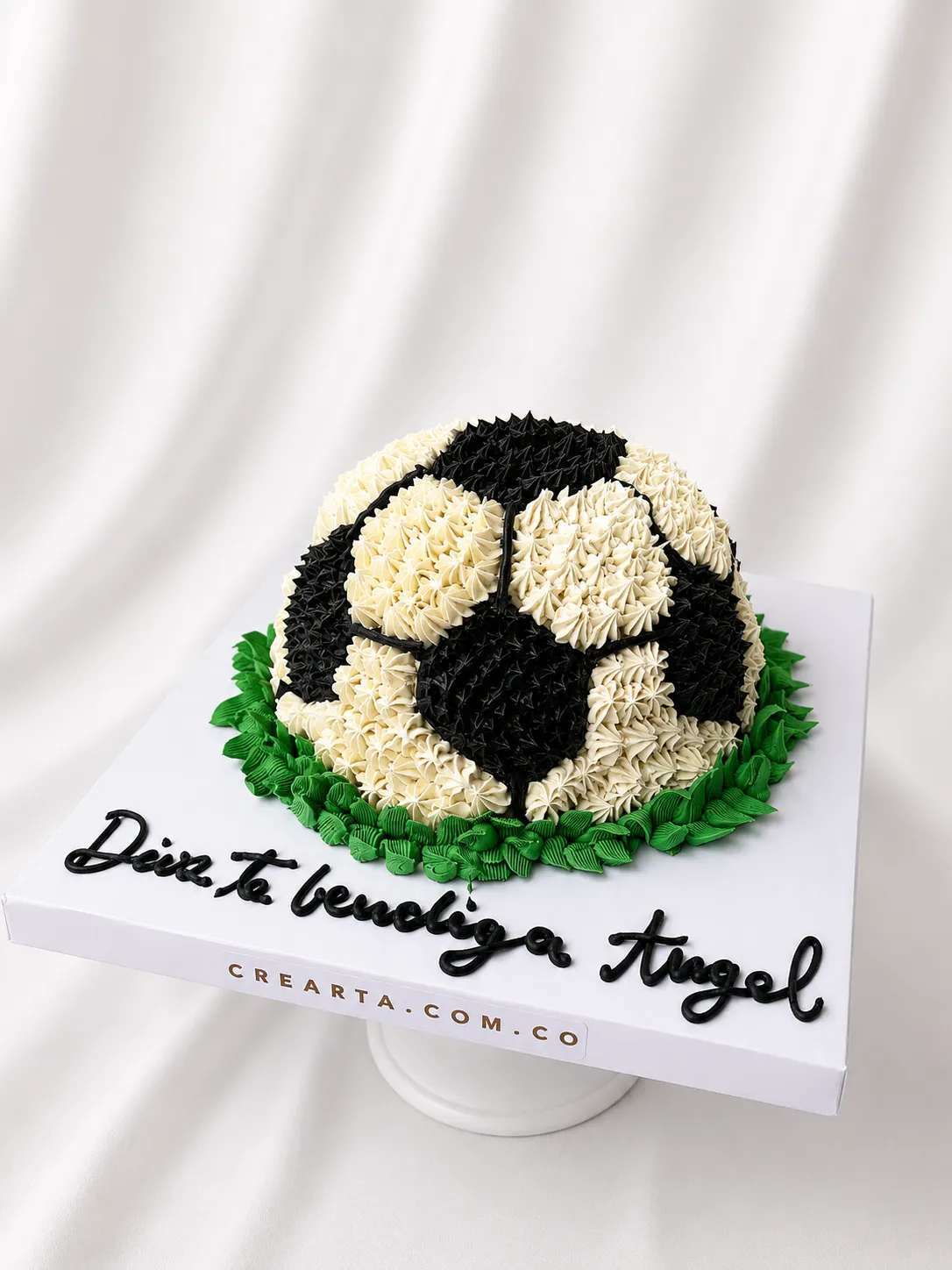 Torta Balón de fútbol en crema